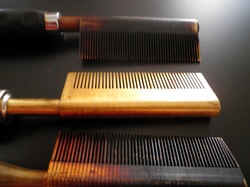 who invented the first hot comb